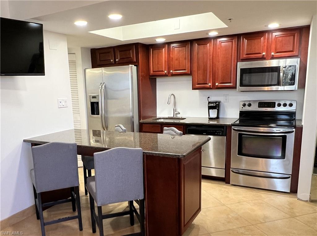 7390 Estero Blvd 203b Property Photo 5