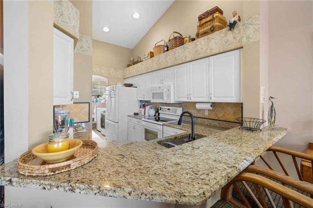 221 Sunrise Cay 203 Property Photo 9