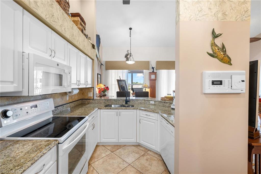 221 Sunrise Cay 203 Property Photo 11