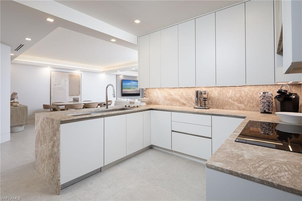 410 Flagship Dr 903 Property Photo 4