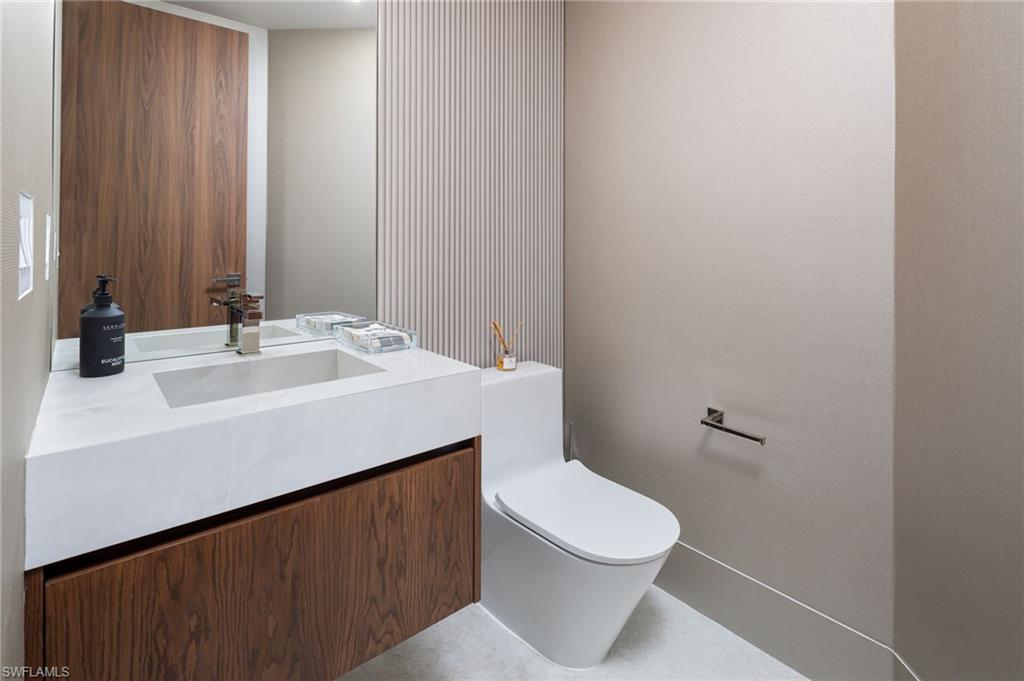 410 Flagship Dr 903 Property Photo 20