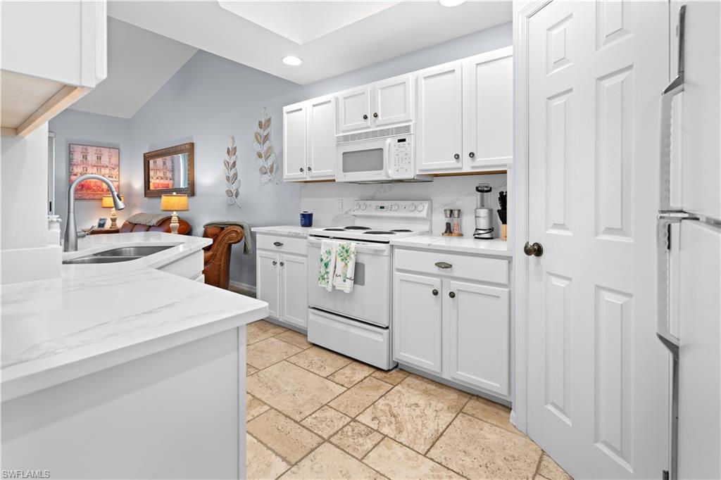 14967 Rivers Edge Ct B2 Property Photo 7