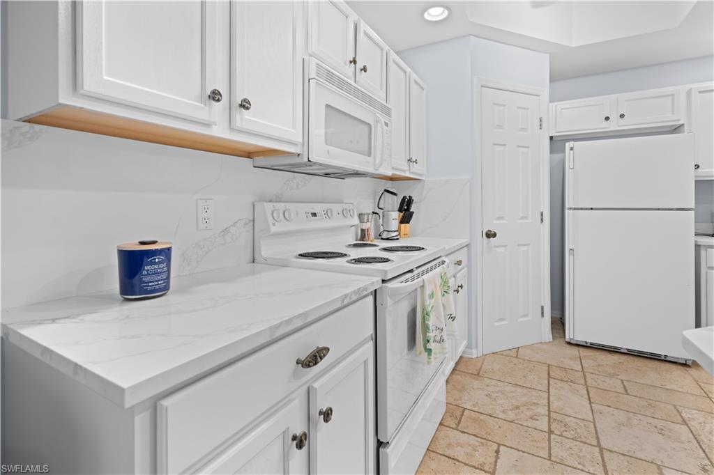 14967 Rivers Edge Ct B2 Property Photo 8
