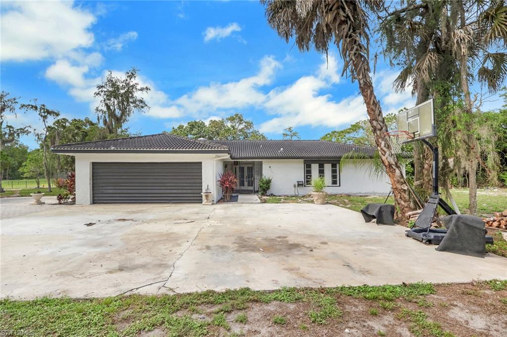 27126 Rue De Paix Property Photo 4