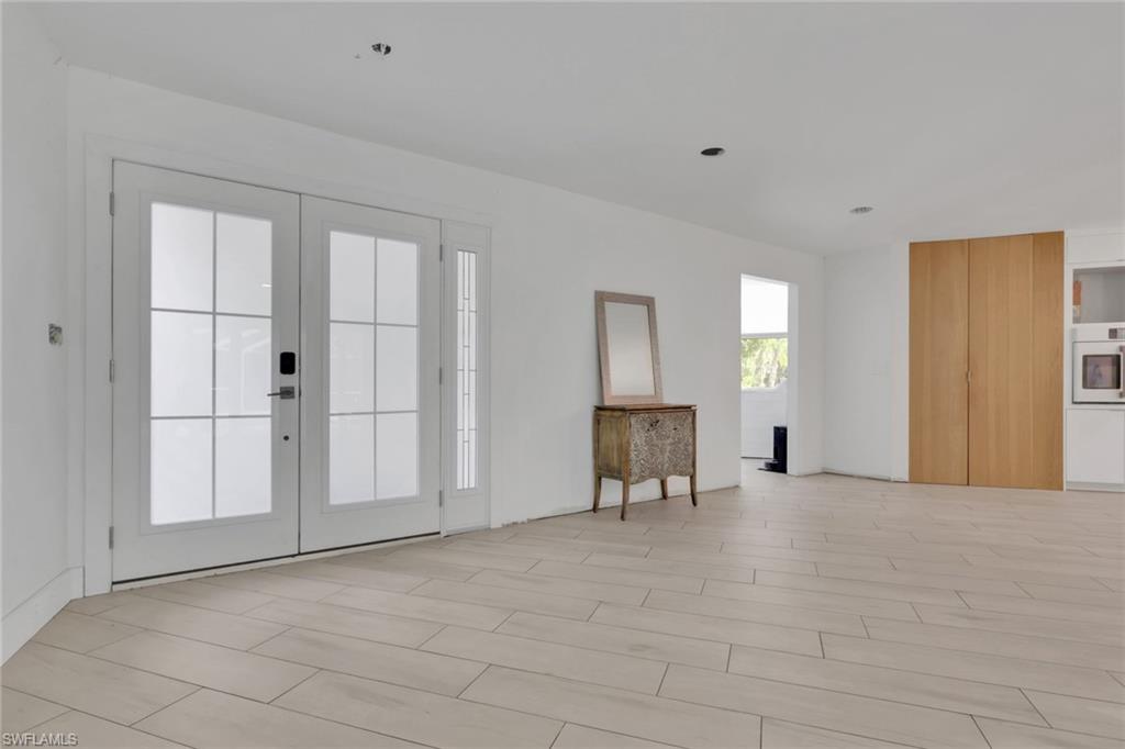 27126 Rue De Paix Property Photo 5