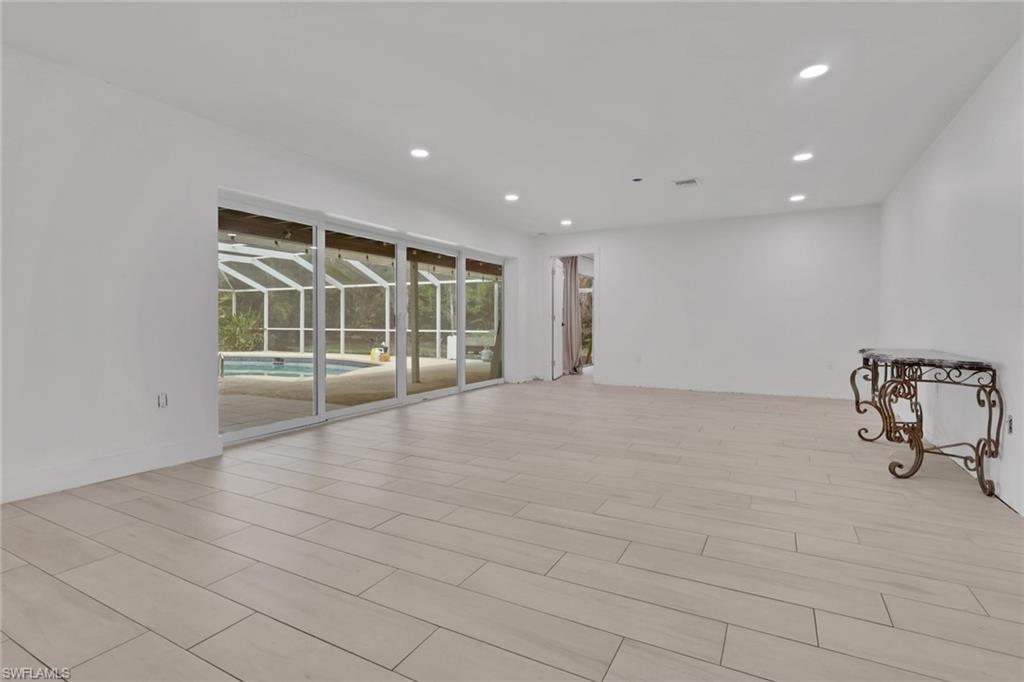 27126 Rue De Paix Property Photo 6