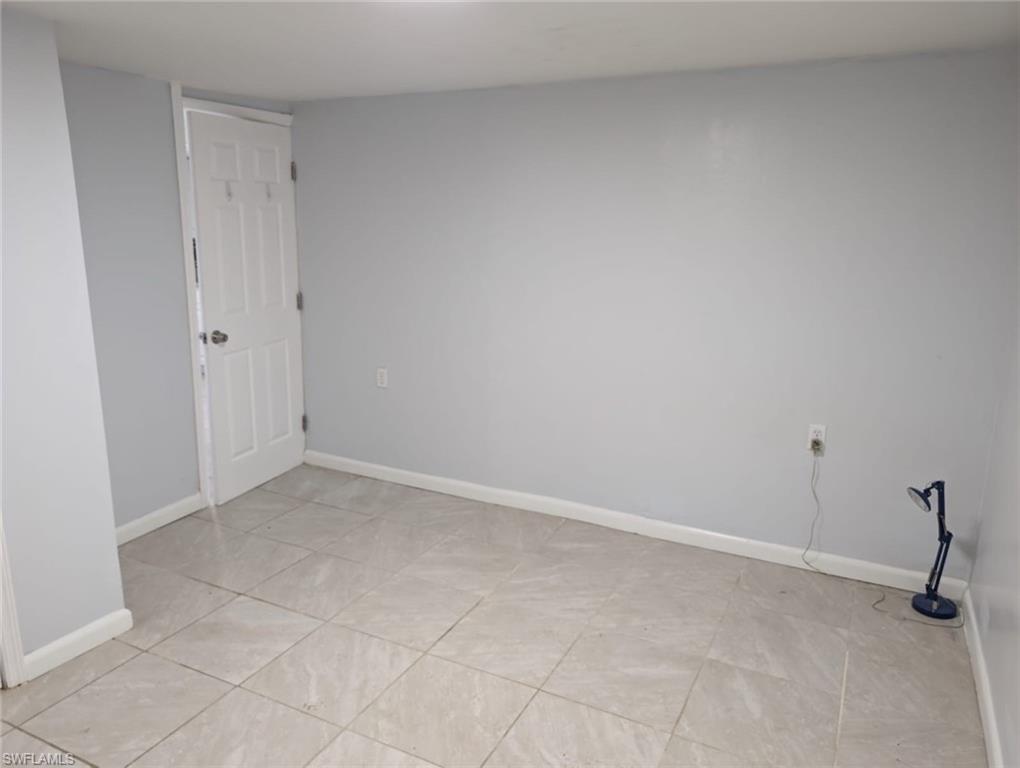 111 Palmetto Ln W Property Photo 8