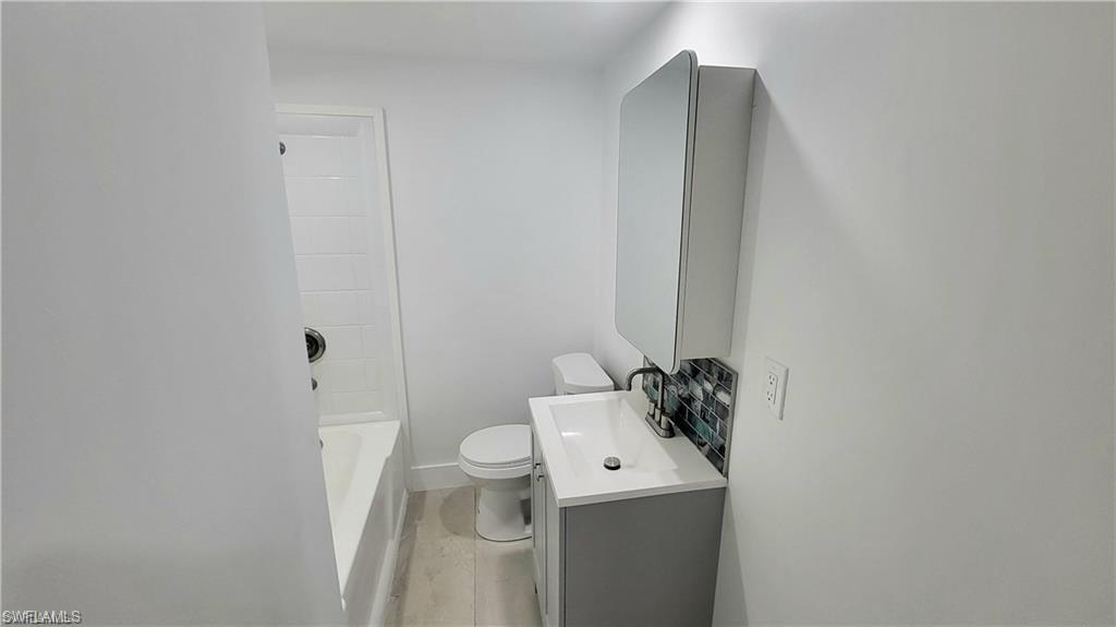 10671 Hampton St Property Photo 16