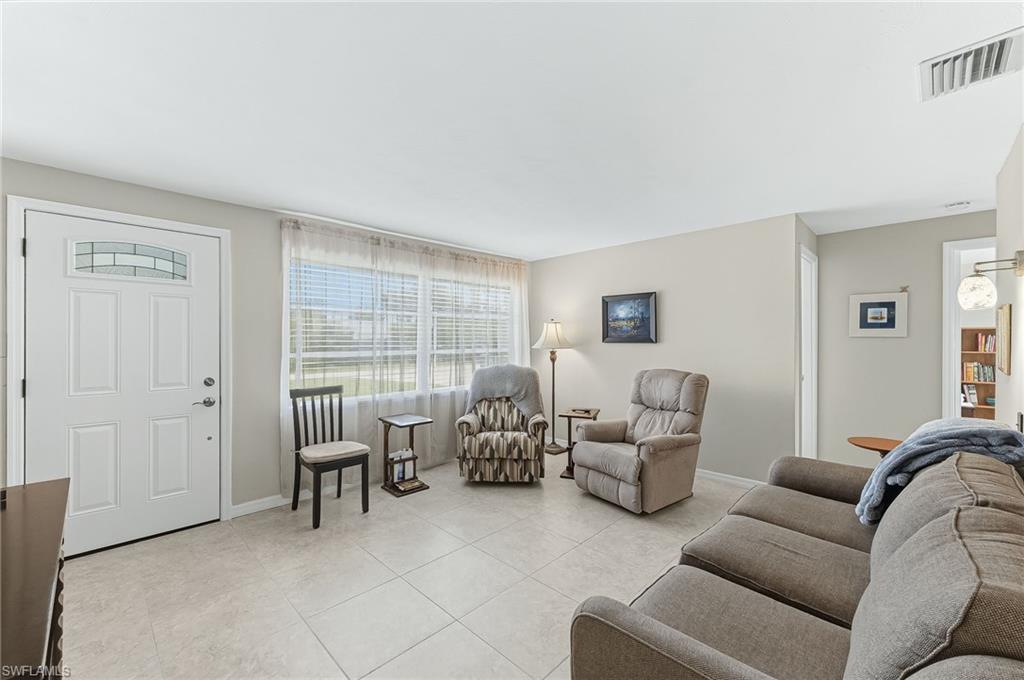 27051 Sun Aqua Ln Property Photo 5