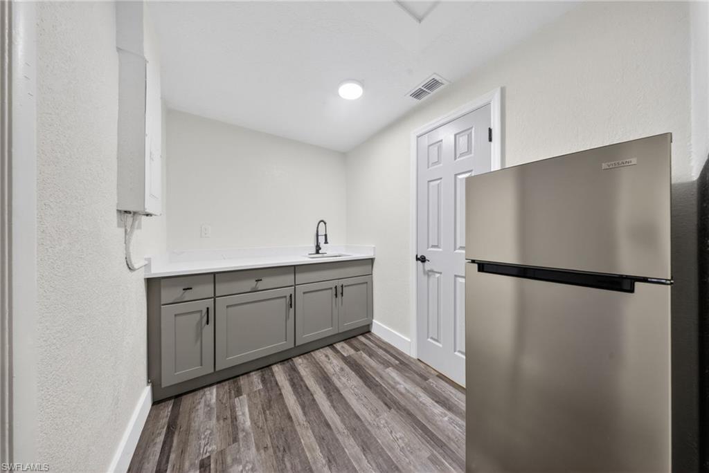 280 1st St Nw Property Photo 32