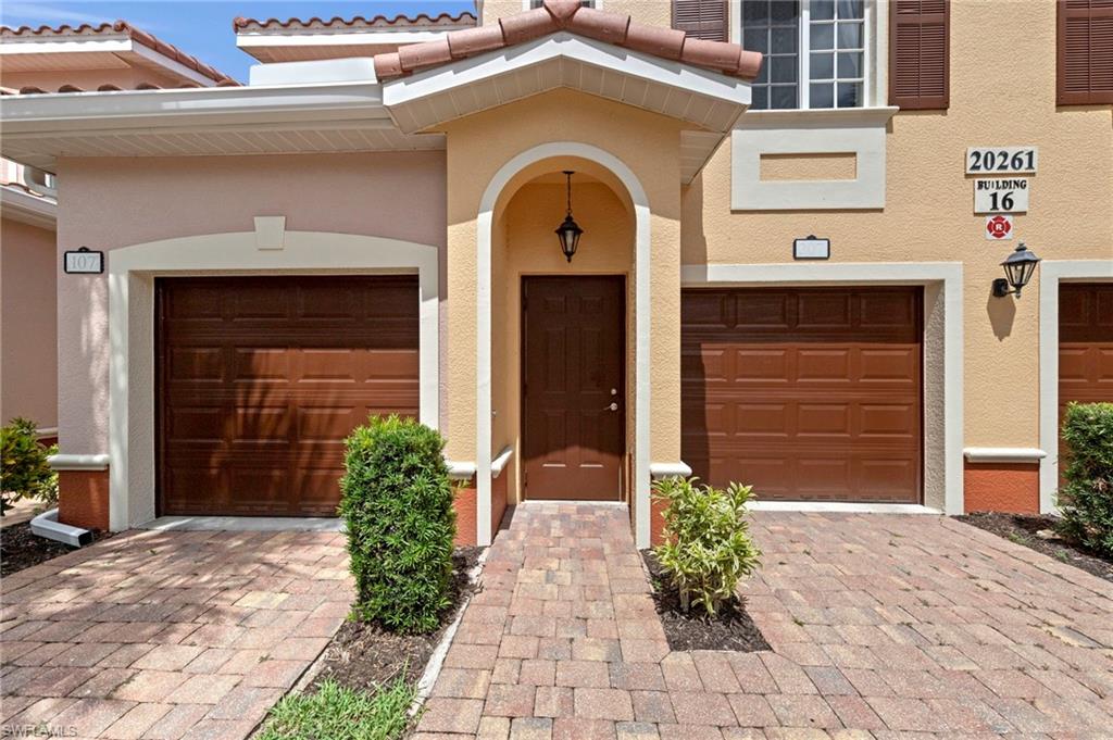 20261 Estero Gardens Cir 207 Property Photo 2