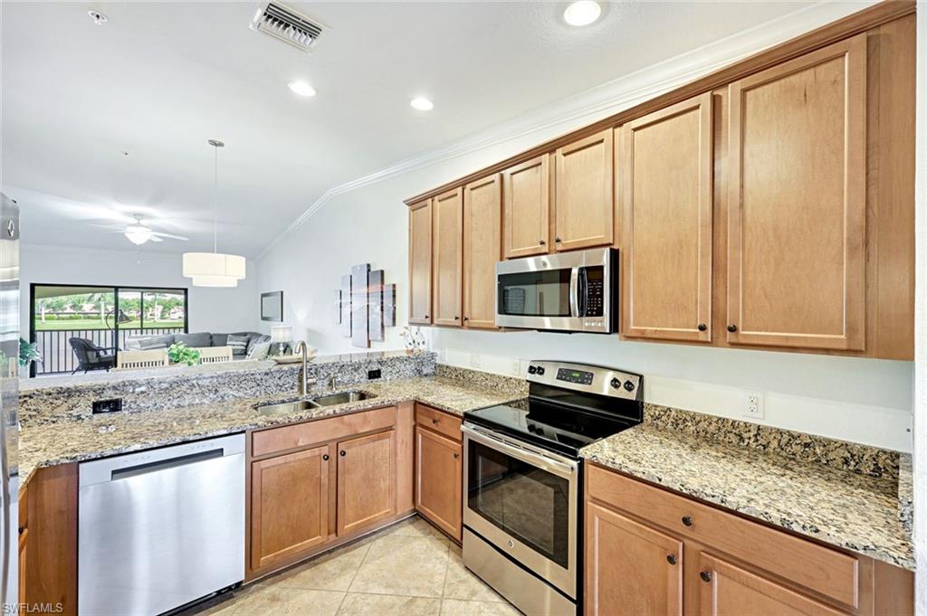 9509 Avellino Way 1822 Property Photo 5