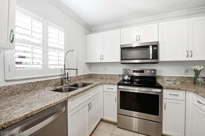 9076 Gervais Cir 405 Property Photo 3