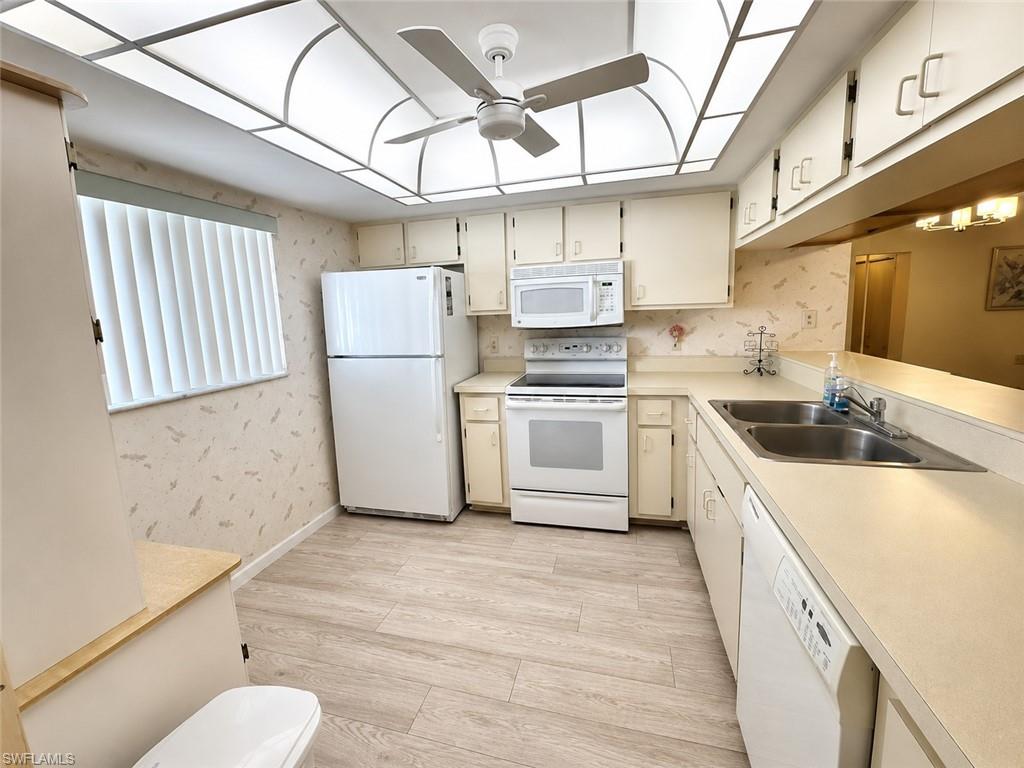 17455 Woodland Trce F Property Photo 3