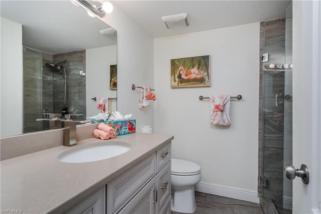 207 Collier Blvd 4-105 Property Photo 15