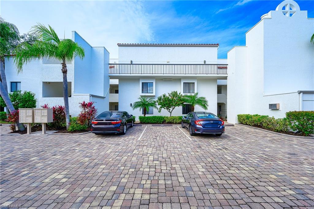 586 Beachwalk Cir O-205 Property Photo 2