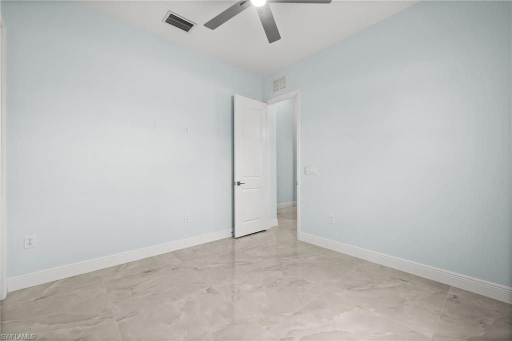 301/303 Pennfield St Property Photo 19