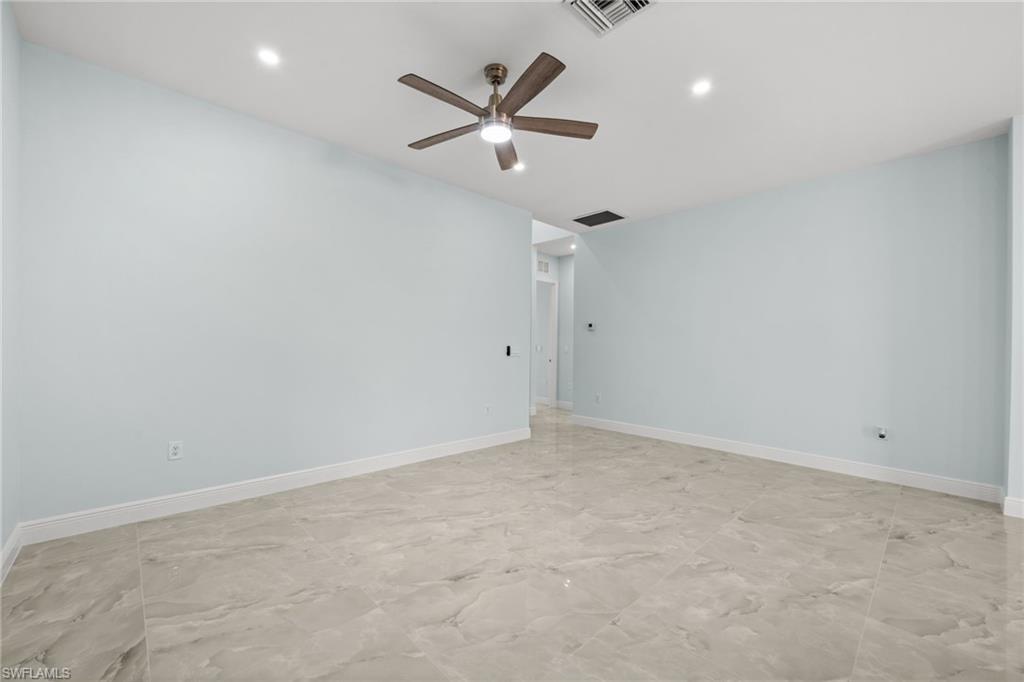 301/303 Pennfield St Property Photo 33
