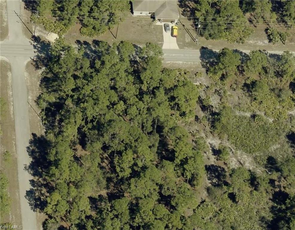 707 17th ST Property Photo 1