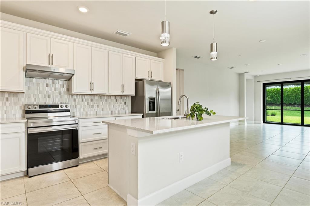 2244 Yellowfin Cir Property Photo 1