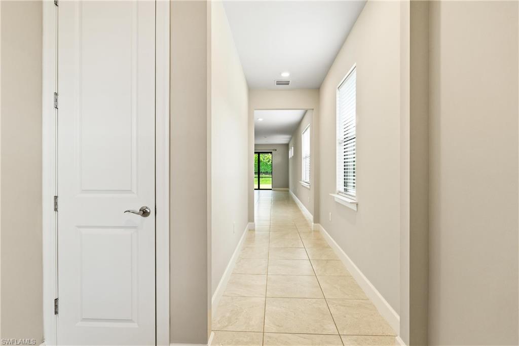 2244 Yellowfin Cir Property Photo 4