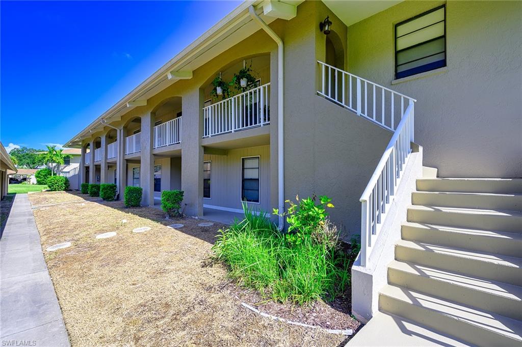 135 Cypress Way E C Property Photo 3