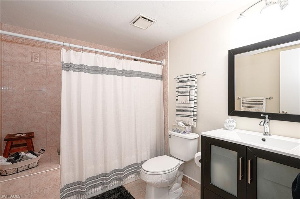 135 Cypress Way E C Property Photo 25