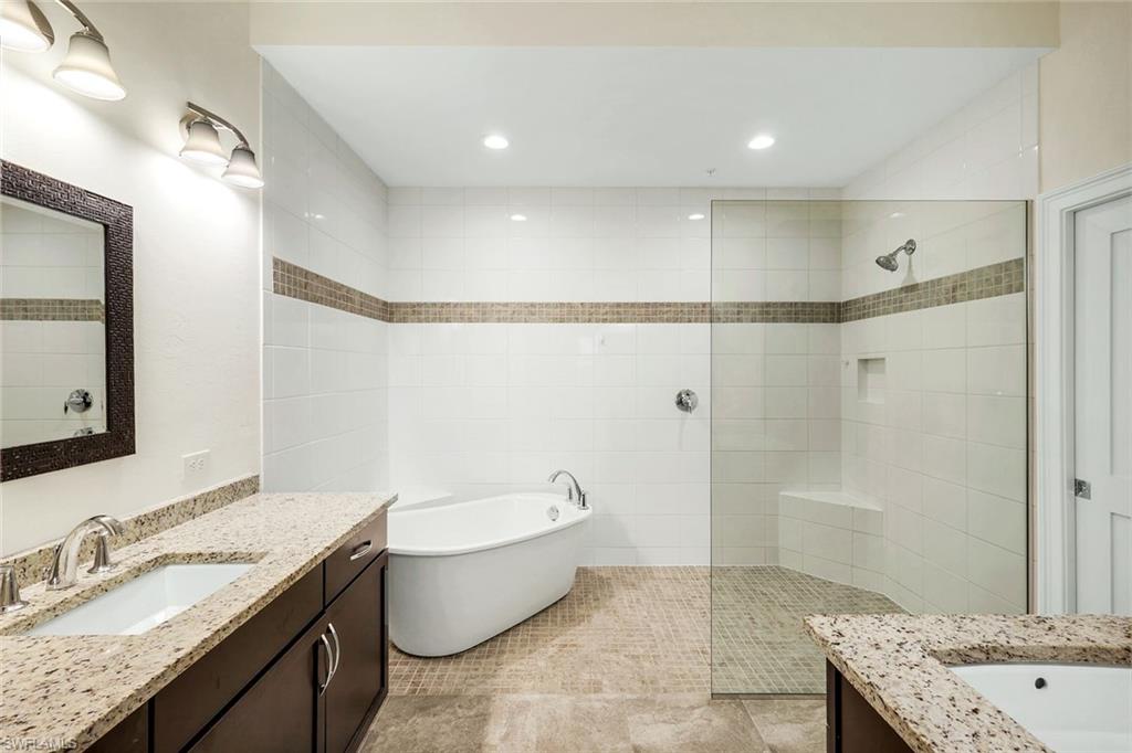 21530 Strada Nuova Cir 205 Property Photo 14