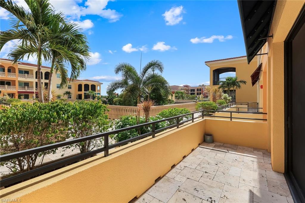 21530 Strada Nuova Cir 205 Property Photo 20