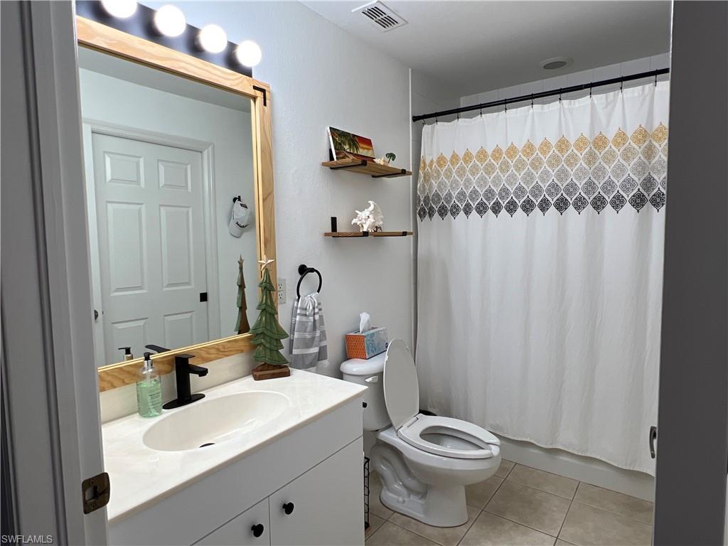 20068 Lake Vista Cir N 2d Property Photo 9