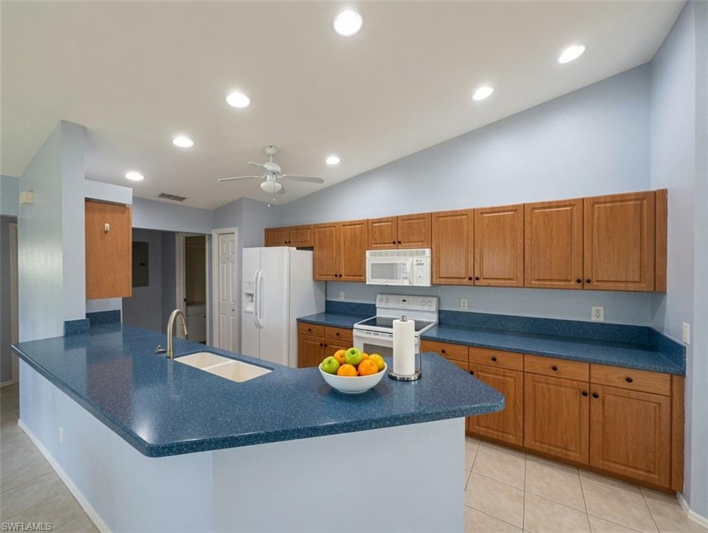 20068 Lake Vista Cir N 2d Property Photo 11