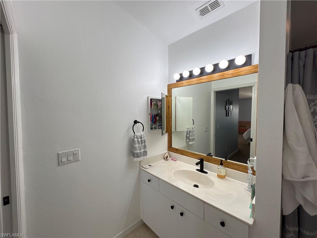 20068 Lake Vista Cir N 2d Property Photo 16