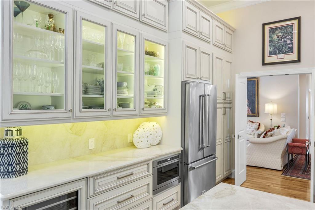 15248 Devon Green Ln Property Photo 16