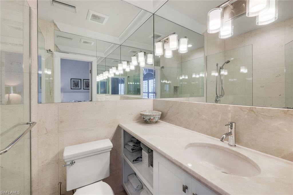 15248 Devon Green Ln Property Photo 22