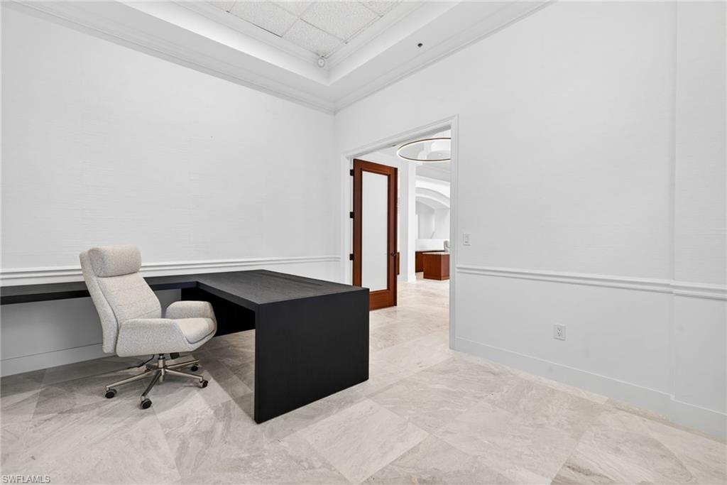 226021642 Property Photo 14