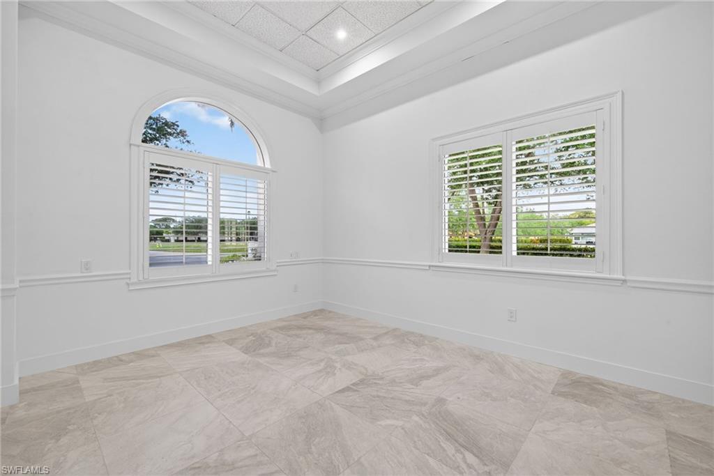 226021642 Property Photo 15