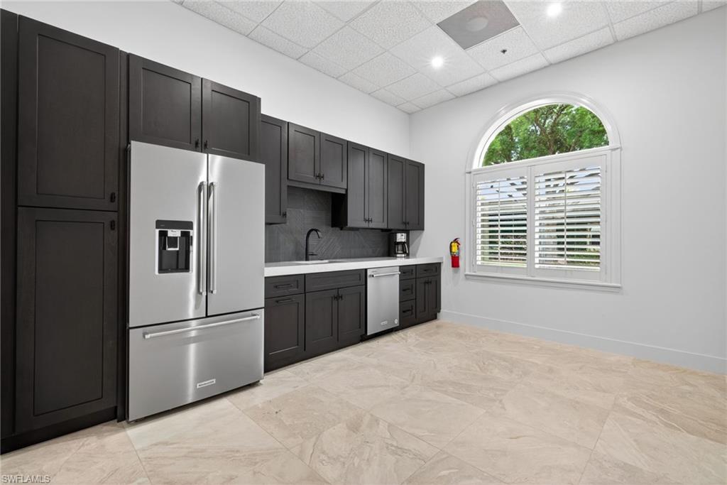 226021642 Property Photo 17