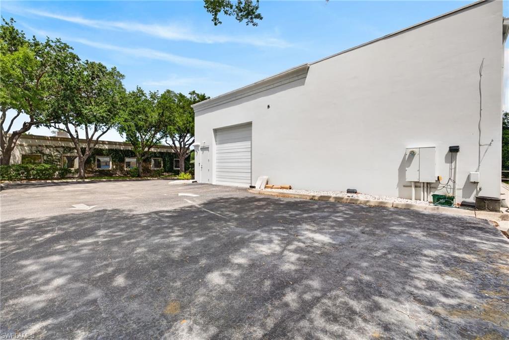 226021642 Property Photo 34