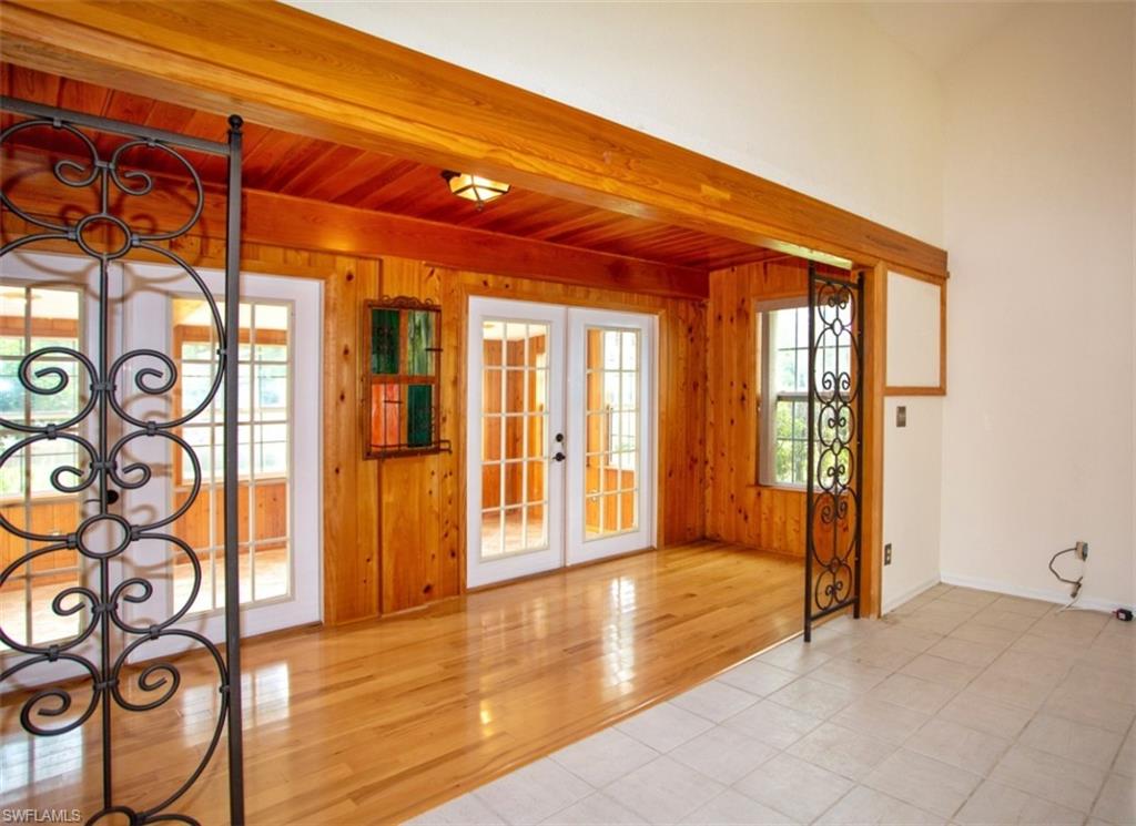 226021643 Property Photo 18