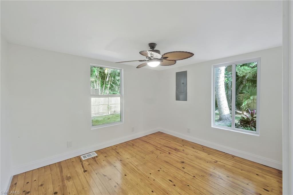 1755 Oakley Ave Property Photo 21