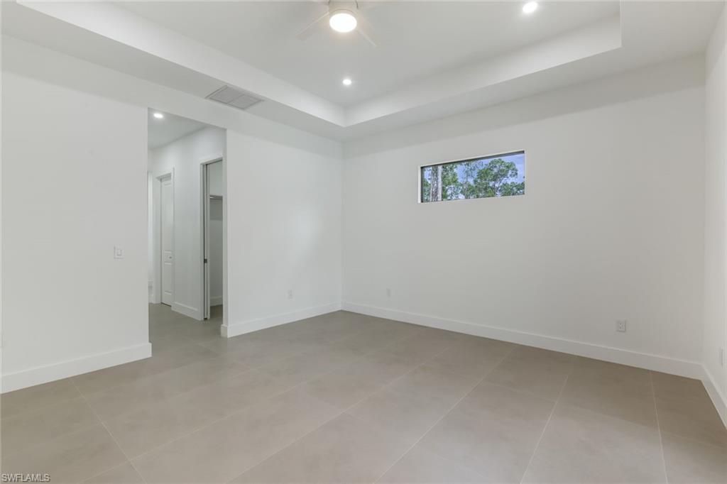 2806 Golden Gate Blvd W Property Photo 18
