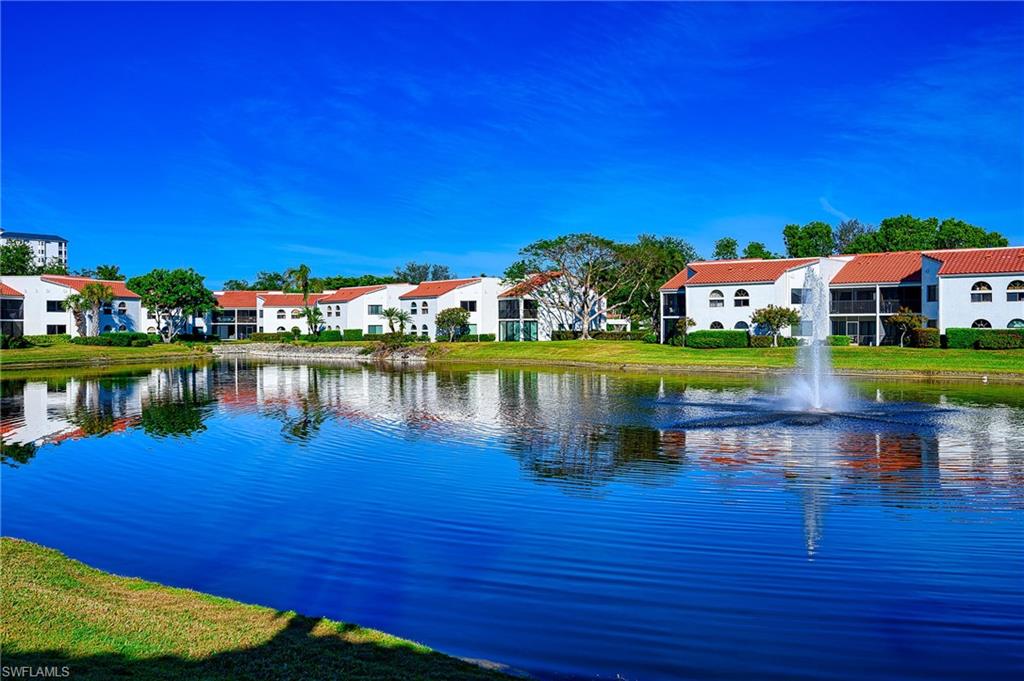 613 Beachwalk Cir 203 Property Photo 2