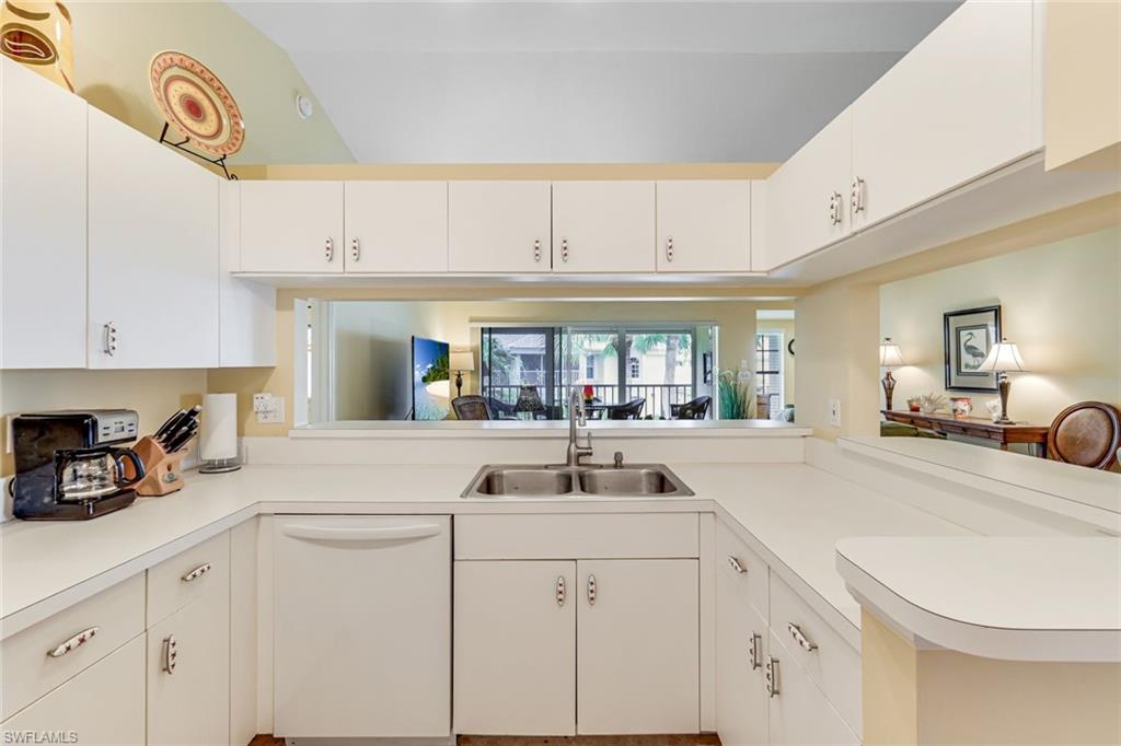 4181 Lake Forest Dr 1522 Property Photo 12