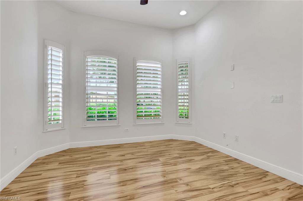 10233 Avonleigh Dr Property Photo 11