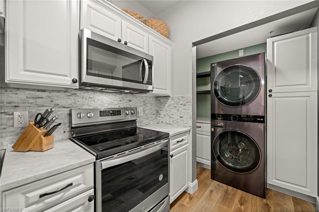 12930 Positano Cir 307 Property Photo 2