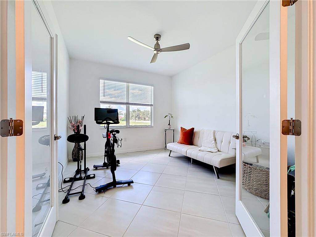 2558 Vine Ave Property Photo 24