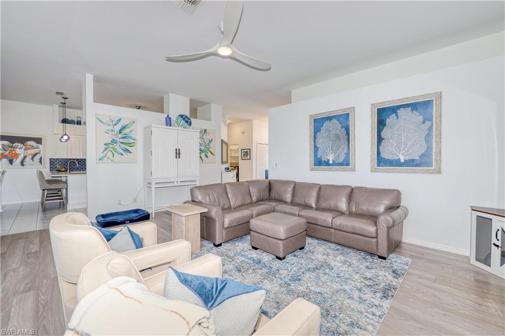 22589 Island Lakes Dr Property Photo 8