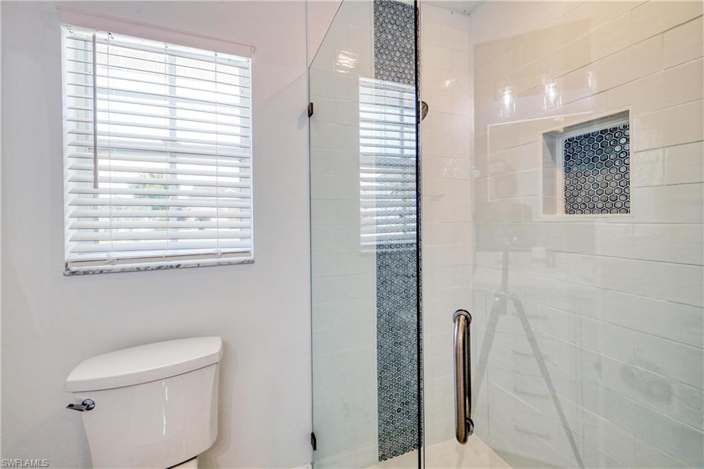 22589 Island Lakes Dr Property Photo 27