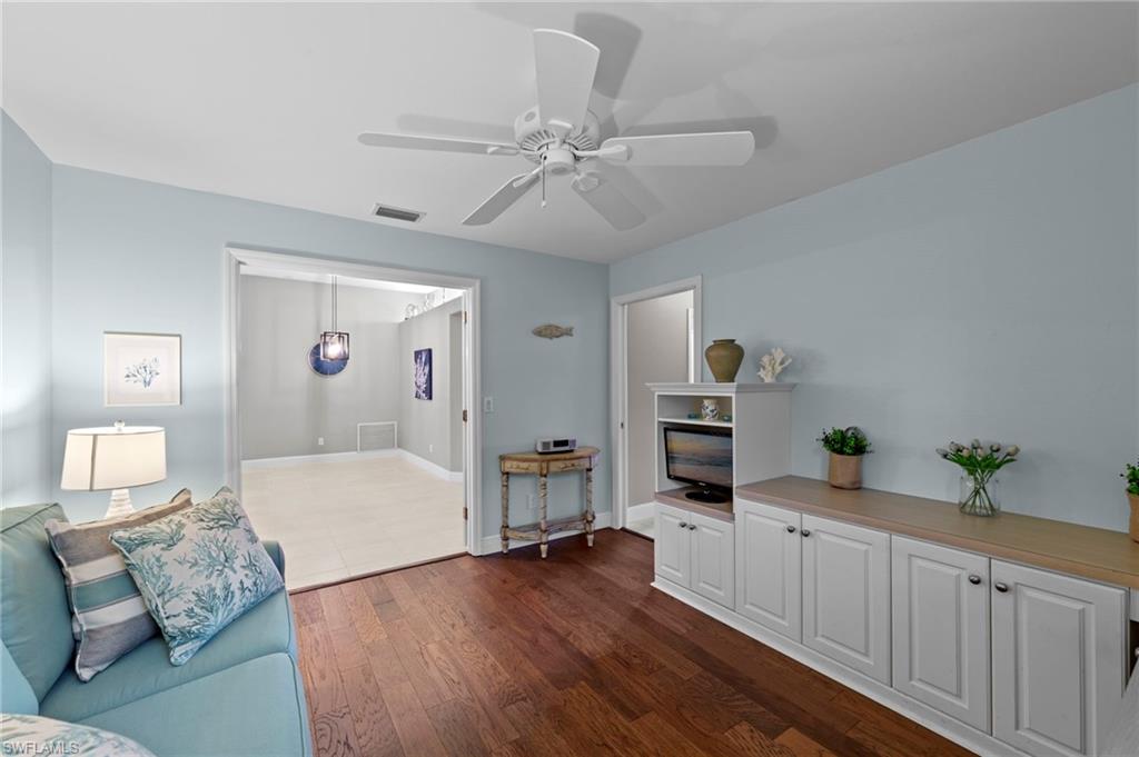 10321 Foxtail Creek Ct Property Photo 28