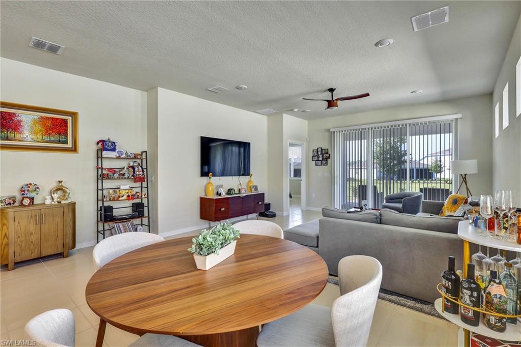 15806 Gem View St Property Photo 12